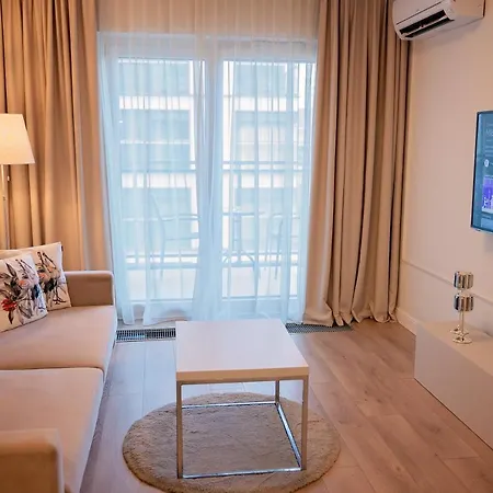 Mennica - Grzybowska 43a *