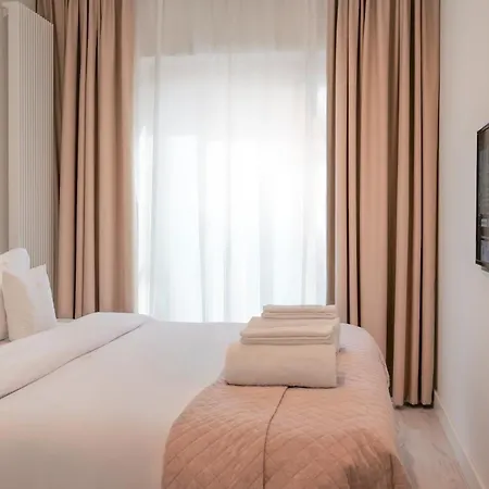 Mennica - Grzybowska 43a アパート *