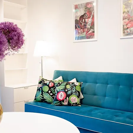 Mennica - Grzybowska 43a *